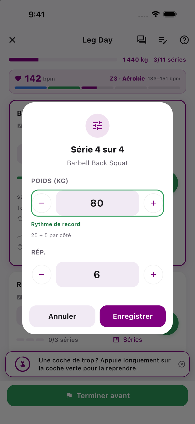 La fenêtre de modification d’une série par-dessus l’écran d’entraînement, avec des boutons plus et moins pour la charge et les répétitions